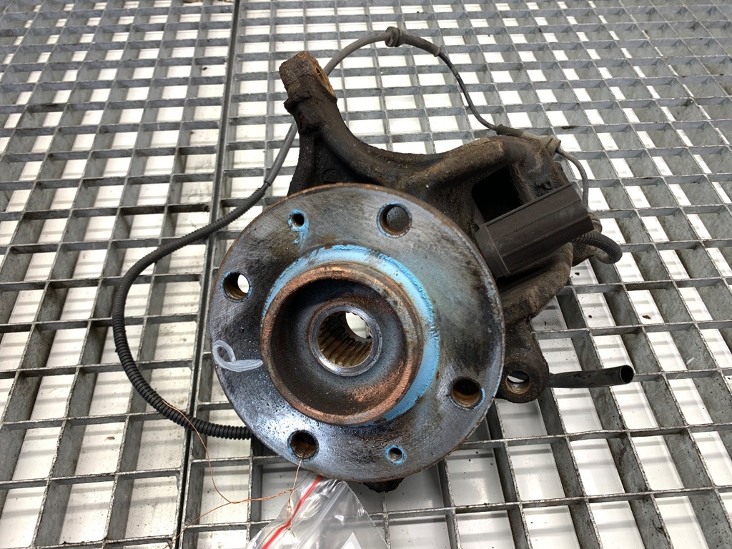 [STARK-908669] Mando de rueda delantero derecho CITROËN C3 II (SC_) 1.2 THP 110 81 kW 2009-2022