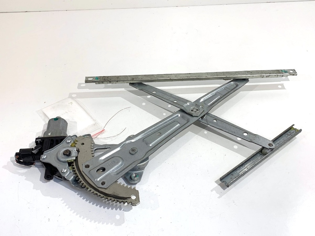 [STARK-915069] Elevador de luneta delantero izquierdo Honda CR-V IV (RM_) 2012-2022