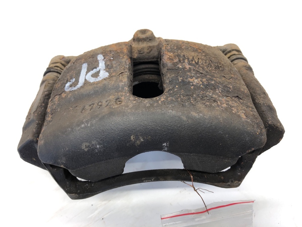[STARK-917861] Pinza de freno delantera derecha VW Golf VII Variant 1.6 TDI 2013-2017