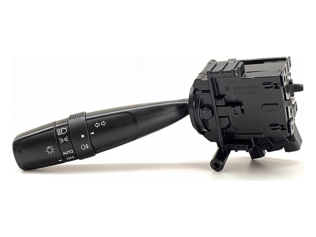 [STARK-919063] Interruptor de intermitencias SUZUKI SX4 S-CROSS (JY) 2013-2022 1.4 T (AKK 414) 103kW