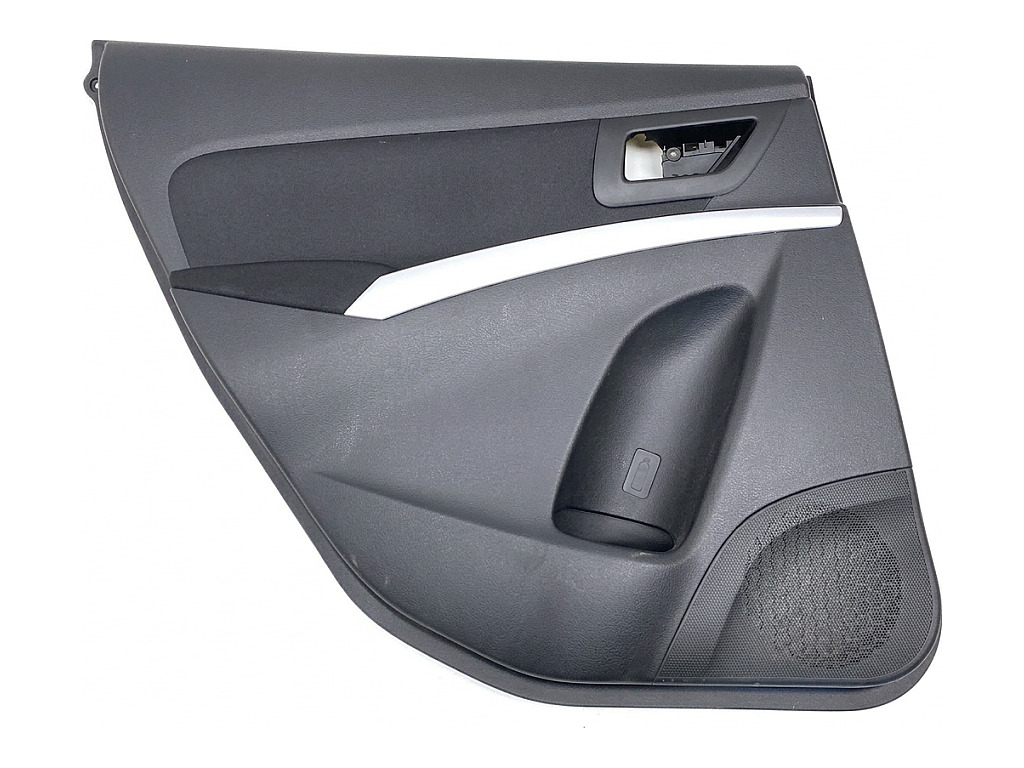 [STARK-919648] Panel de puerta trasera izquierda SUZUKI SX4 S-CROSS (JY) 2013-2022