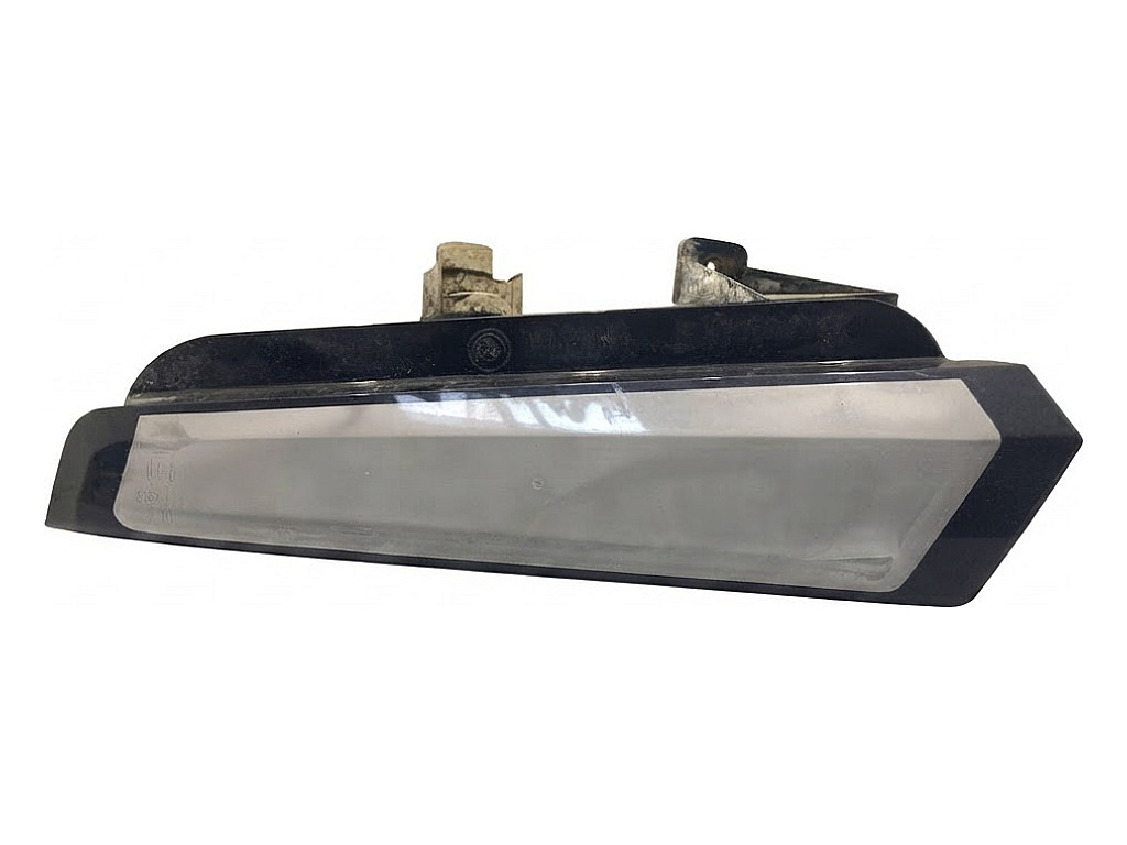 [STARK-920555] Intermitente delantero derecho IVECO DAILY VI 2014-2022