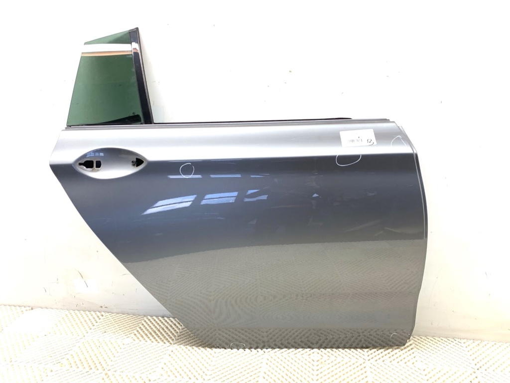 [STARK-813658] Puerta trasera derecha BMW 5 Gran Turismo (F07) 2009-2017