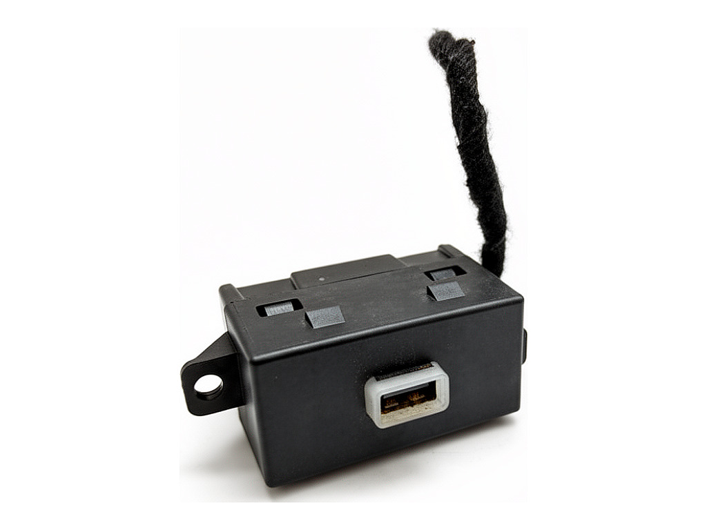 [STARK-925416] Puerto USB CHRYSLER PACIFICA 2016-2022 68256810AA