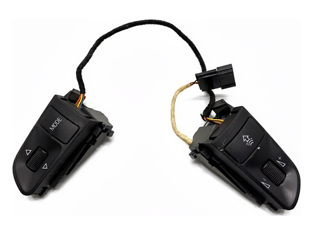 [STARK-930042] Mandos de volante AUDI A6 C6 (4F2) 2004-2011