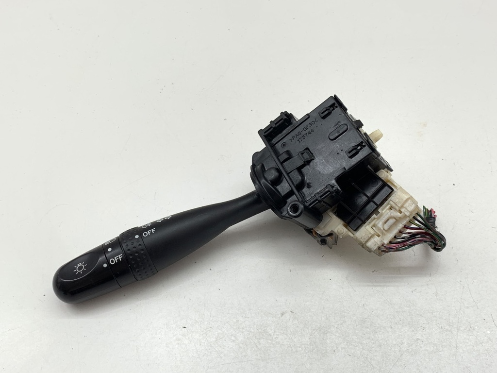[STARK-931262] Interruptor de intermitencia SUZUKI GRAND VITARA II (JT, TE, TD) 2005-2022