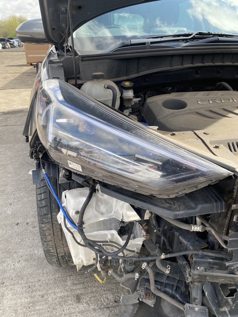 [EPE-101052] Faro delantero derecho LED Hyundai Tucson (2020)