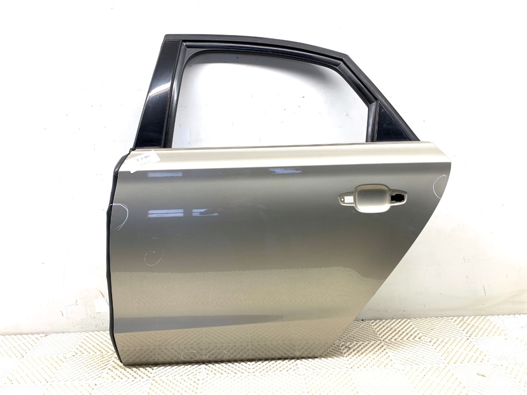 [STARK-813870] Puerta trasera izquierda Audi A8 D4 (4H2, 4H8, 4HC, 4HL) 2009-2018