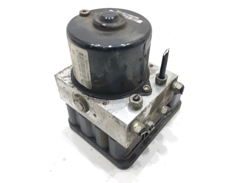 [STARK-666374] Bomba ABS VOLVO V50 2003-2012 2.4 gasolina