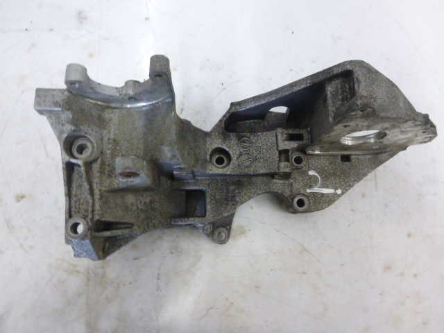[MTD-153251] Soporte unidad de potencia Audi A4 B8 2.0 TDI CAH CAHA 03L903143H