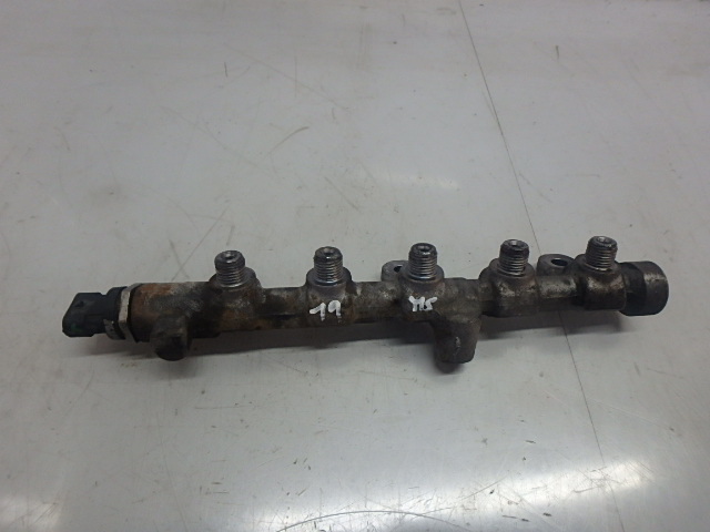 [MTD-224284] Tubo carril Opel Renault Vivaro FL EL 2.0 dCi CDTI M9R786 M9R 0445214251