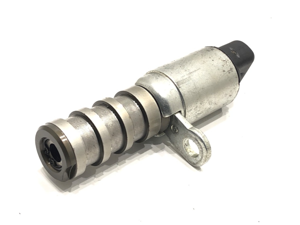 [STARK-662604] Sensor de distribución variable Ford USA Escape IV 2.0 B 184kW (250 KM) 2019-2024