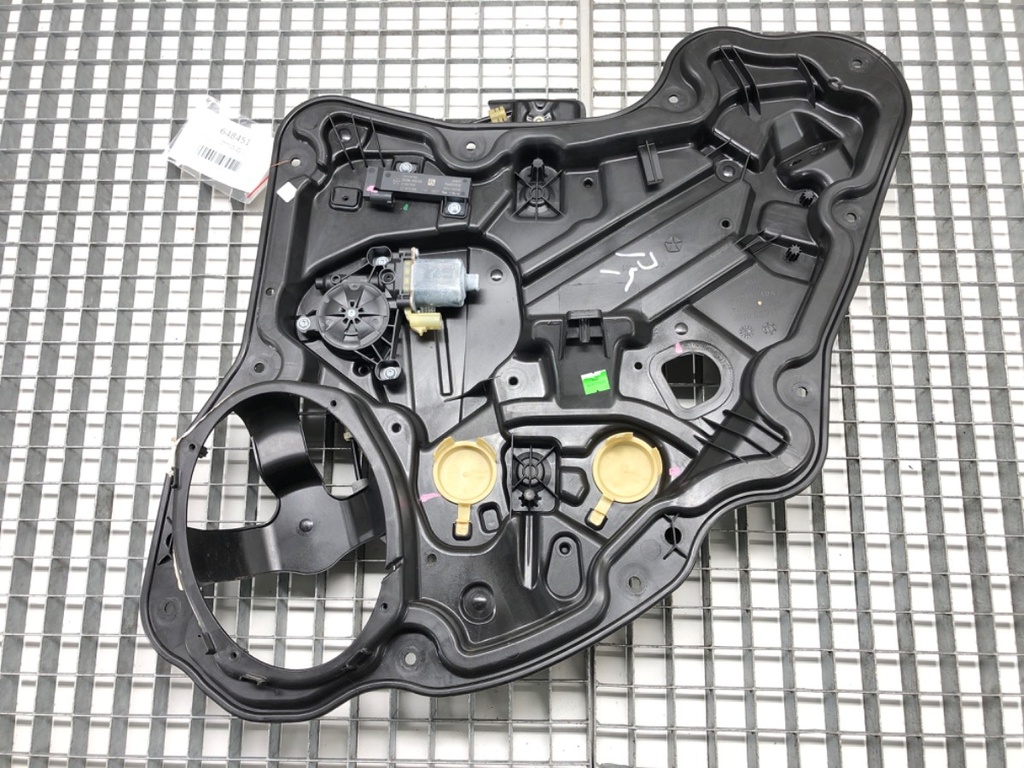 [STARK-648451] Elevalunas trasero derecho Jeep Compass (MP, M6) 2.4 MultiAir 4x4 2017-2022