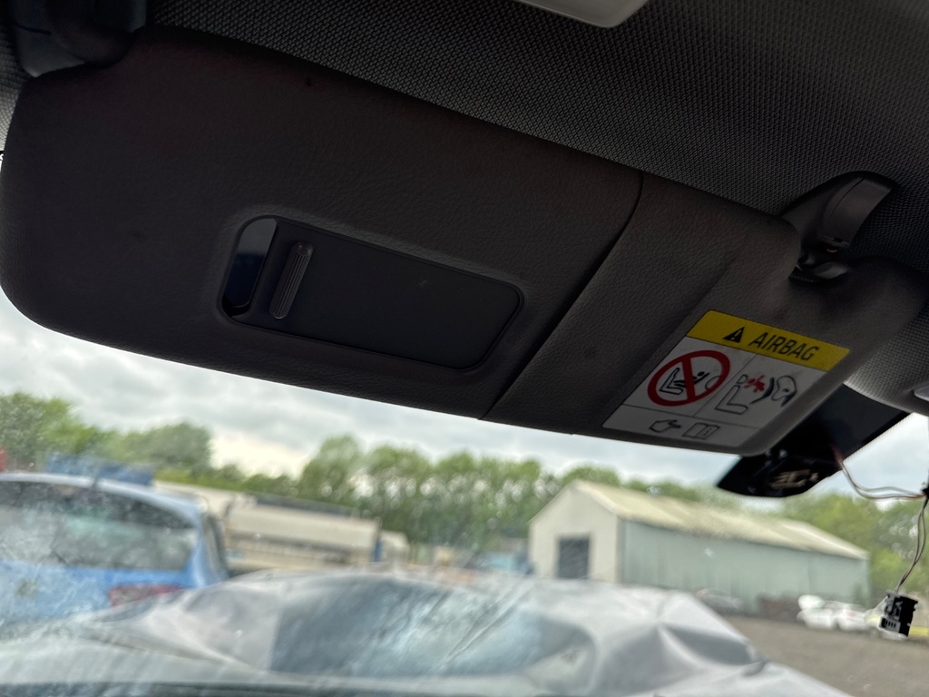 [EPE-103606] Parasol izquierdo BMW 1 Sports Hatch 2.0 (2014)