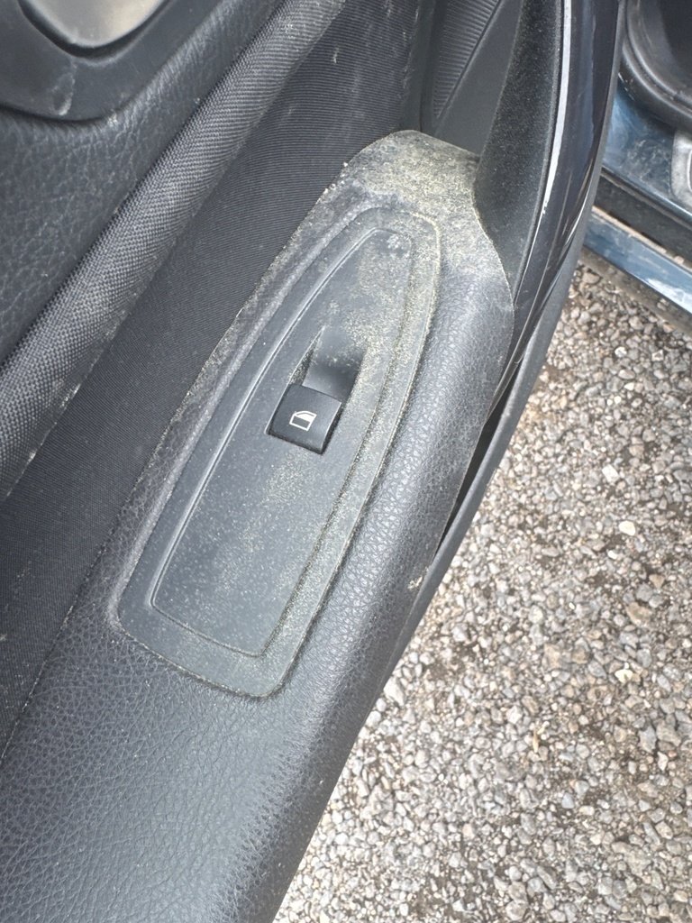 [EPE-103640] Interruptor de elevalunas eléctrico delantero izquierdo para BMW Serie 1 Sports Hatch 2014