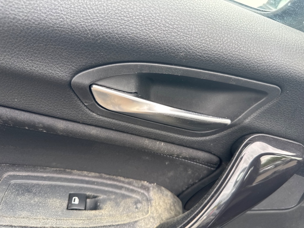 [EPE-103637] Tirador puerta delantero exterior izquierdo para BMW Serie 1 Sports Hatch 2014