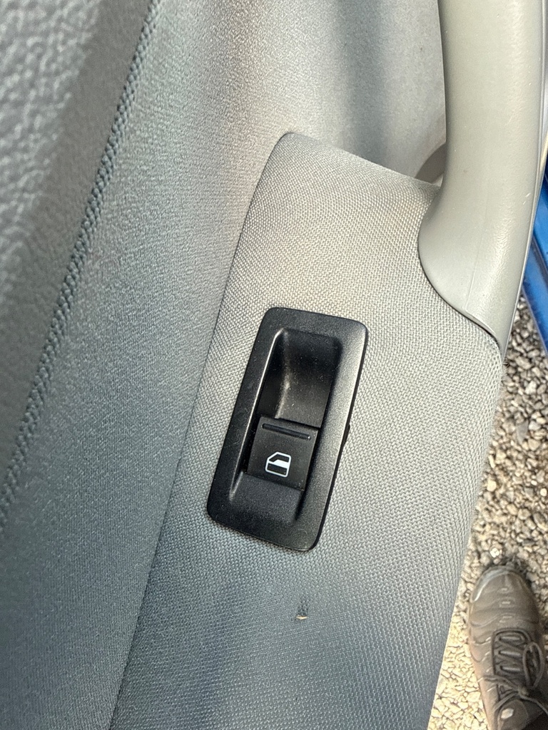 [EPE-106475] Interruptor de elevalunas eléctrico delantero izquierdo para VW Caddy III 2008