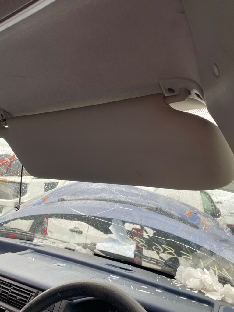 [EPE-107128] Parasol derecho VW Caravelle Mk IV 2.4 (57 kW, 78 CV) 09/1990-04/1998