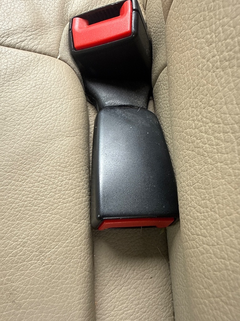 [EPE-108613] Cinturón de seguridad fila central trasera Mercedes-Benz E-Klasse W212 2010