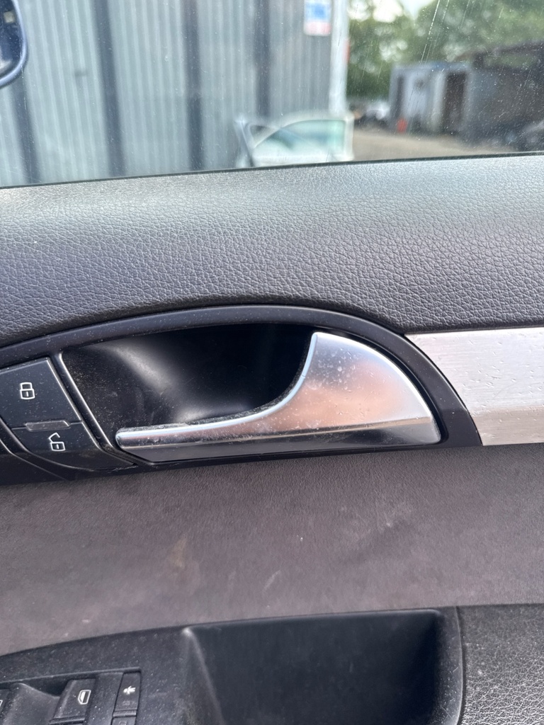 [EPE-109734] Tirador puerta delantera interior derecho para Audi Q7 4LB 2011