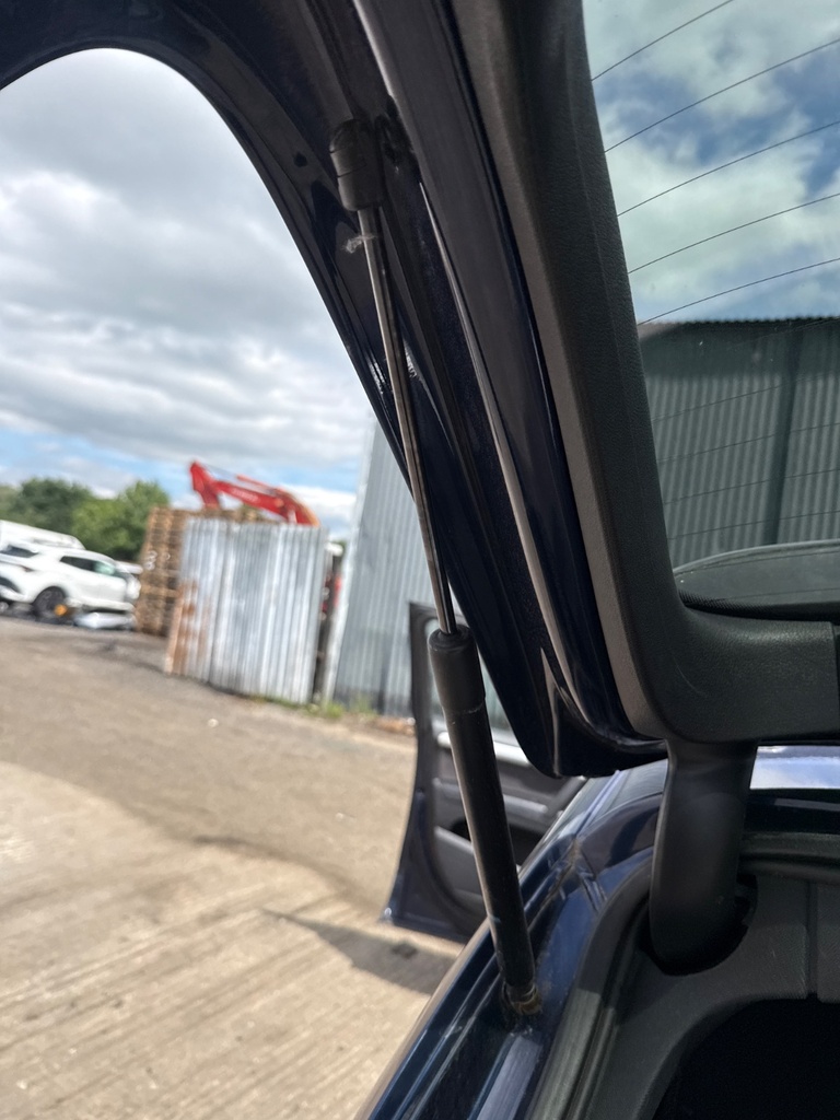 [EPE-109773] Amortiguador de portón trasero izquierdo para Audi Q7 4L (2011) CJGA
