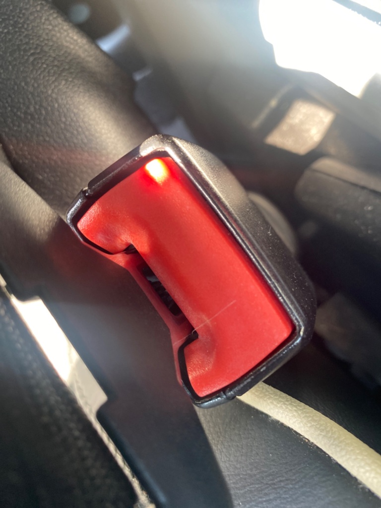 [EPE-110299] Interruptor de cinturón de seguridad delantero derecho para Mini Countryman Cooper 2015