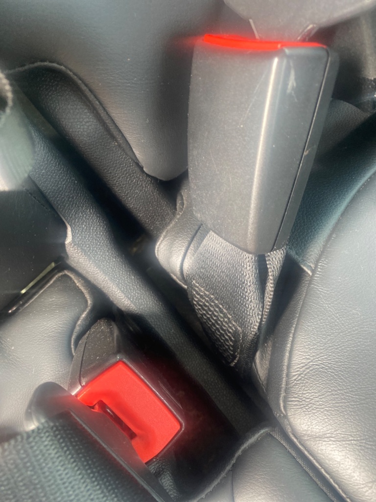 [EPE-110374] Cinturón de seguridad trasero Stalk Fila Central RH para Mini Countryman 2015