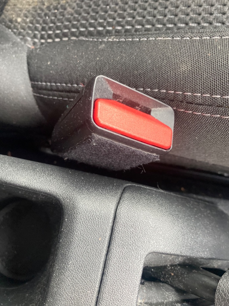 [EPE-110526] Cinturón de seguridad delantero izquierdo Peugeot 208 1.2 PureTech 2018