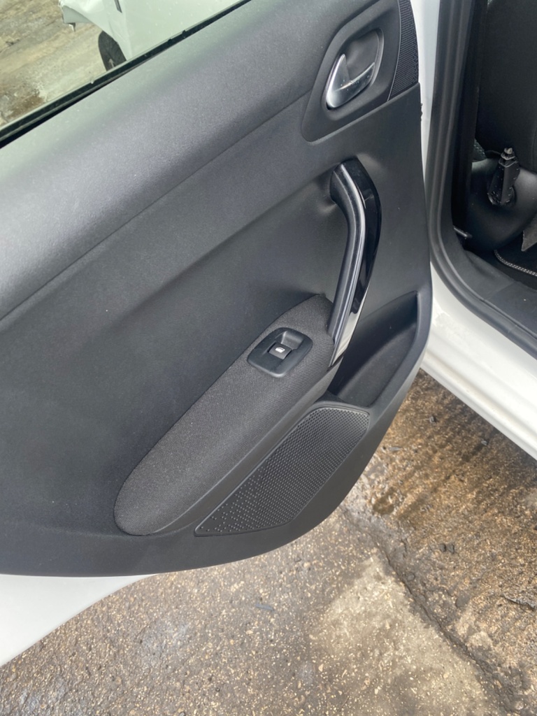 [EPE-110556] Elevalunas de puerta trasera izquierdo Peugeot 208 2018 EWP White