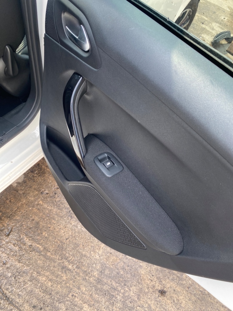 [EPE-110591] Elevador de cristal puerta trasera derecho 2018 Peugeot 208 EWP White