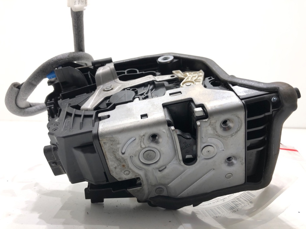 [STARK-825867] Cerradura de puerta delantera derecha BMW X6 (F16, F86) 2014-2019