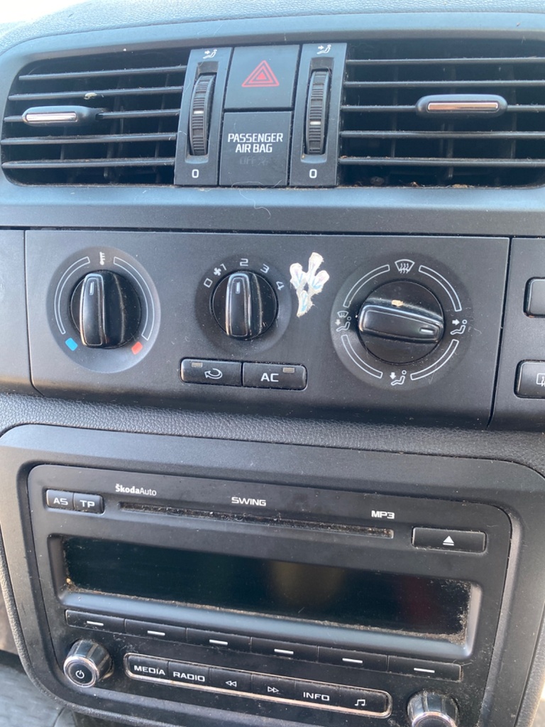 [EPE-111029] Conjunto de control calefacción Skoda Fabia 1.2 TDI 2013