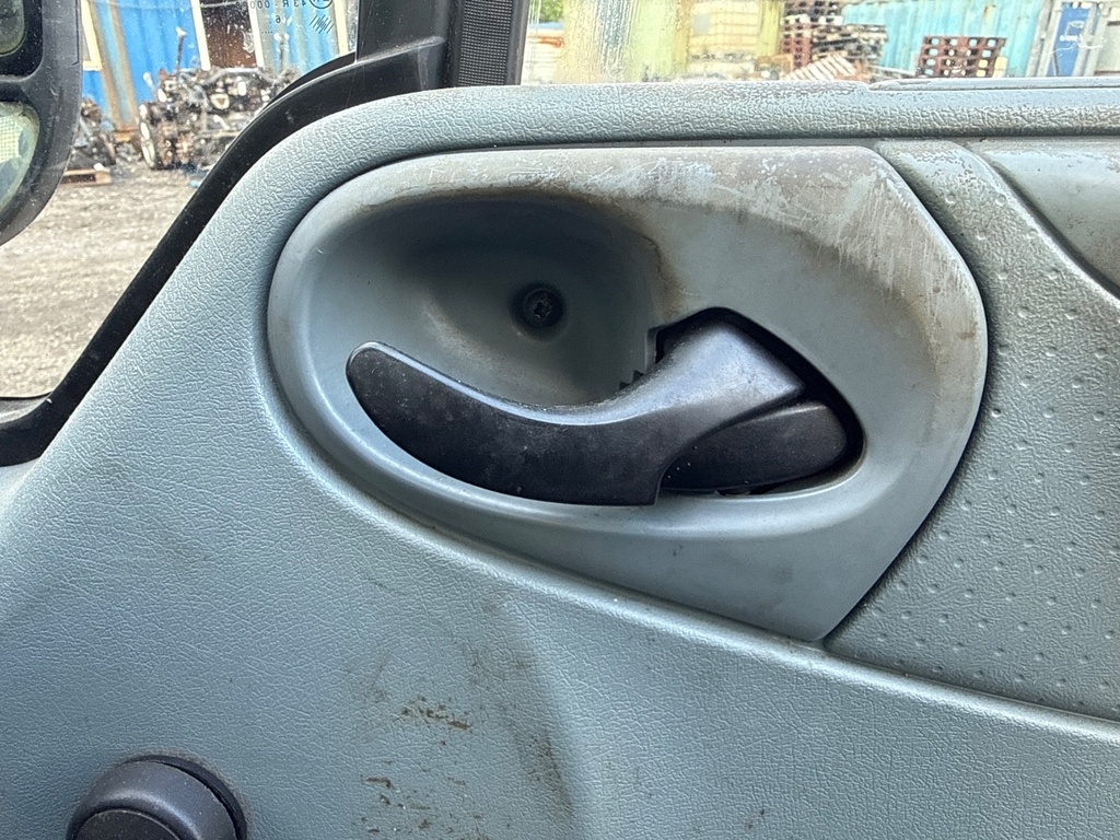 [EPE-111127] Tirador puerta delantera interior derecho para Ford Transit 2007