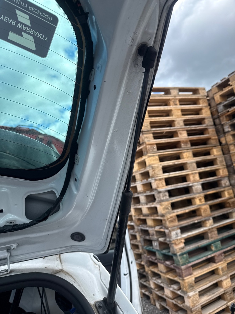 [EPE-111224] Amortiguador portón trasero derecho Kia Sportage V 2023