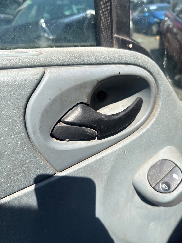 [EPE-111316] Tirador interior puerta delantera izquierda 2011 FORD Transit Colorado Red