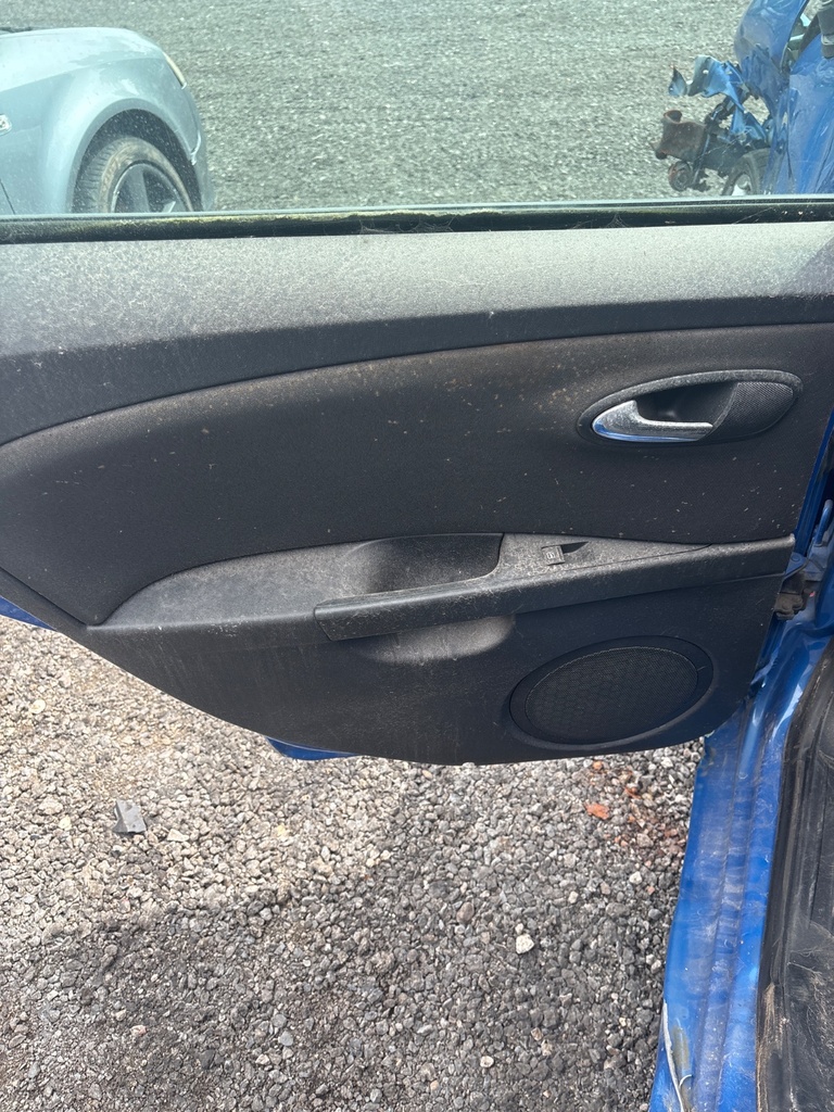 [EPE-111394] Altavoz puerta trasera izquierda Seat Leon Z5F 2010