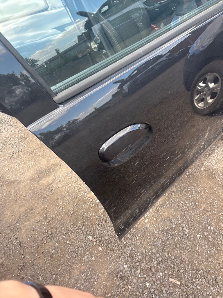 [EPE-111554] Tirador puerta delantero exterior derecho negro para Dacia Sandero 2014