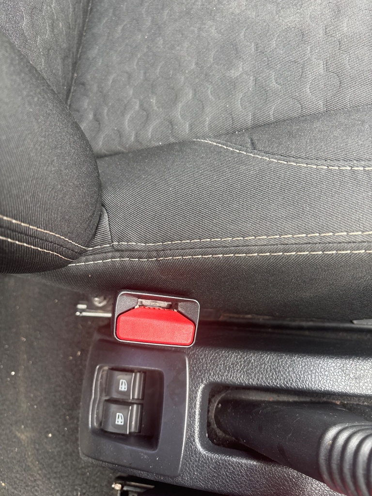 [EPE-111582] Cinturón de seguridad delantero izquierdo Dacia Sandero 90 tce 2014