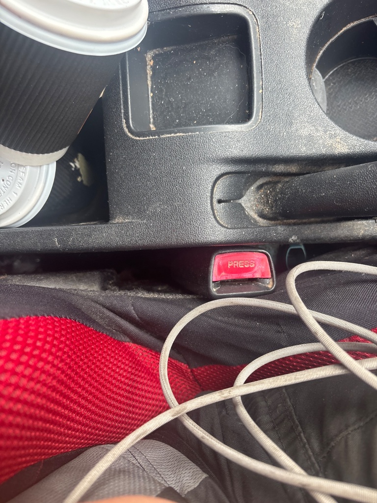 [EPE-112251] Interruptor cinturón seguridad delantero derecho Hyundai i30 1.4 2010