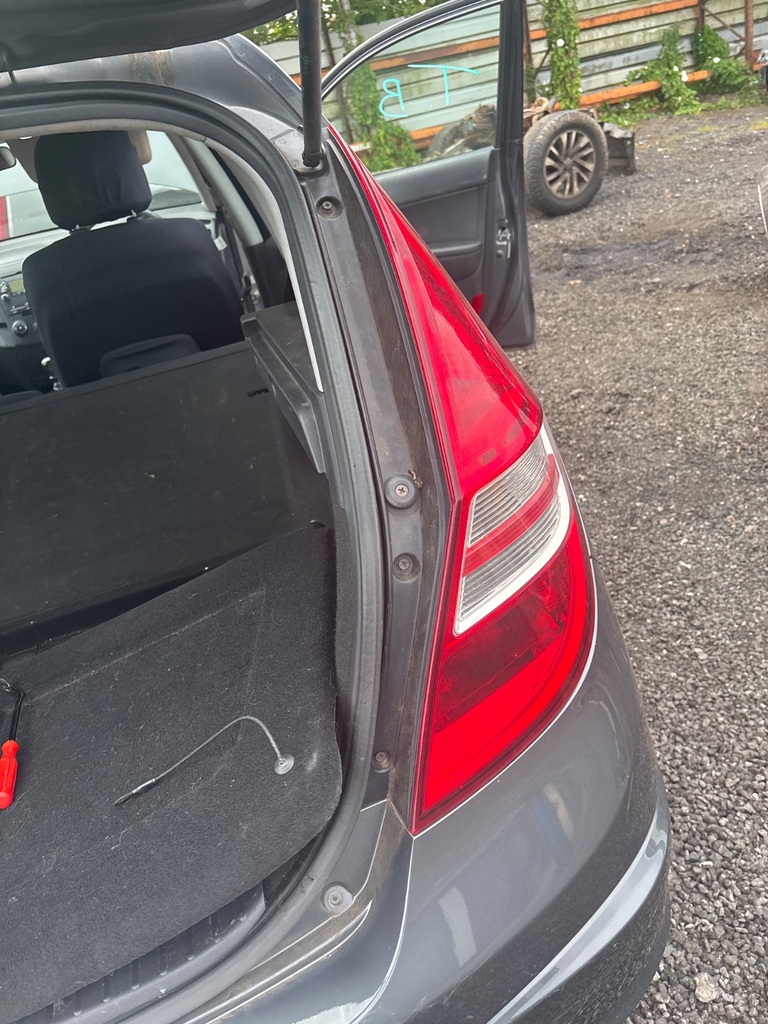 [EPE-112269] Piloto trasero derecho 2010 Hyundai i30