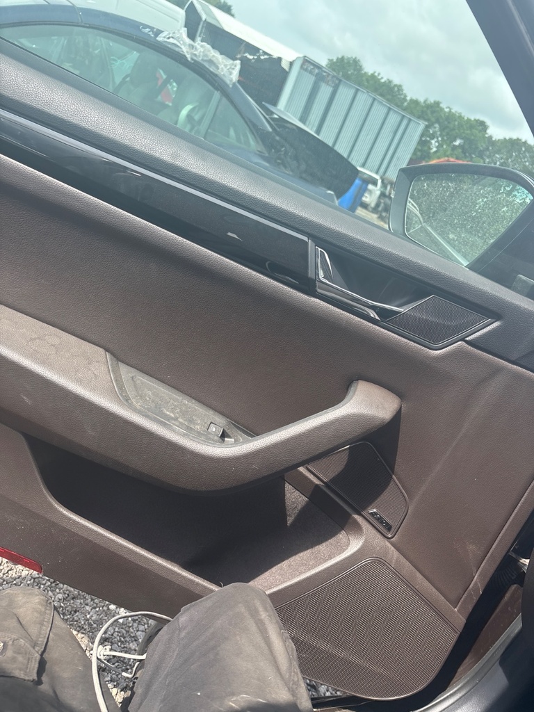 [EPE-112414] Interruptor de elevalunas eléctrico delantero izquierdo 2016 Skoda Superb DFCA DFC