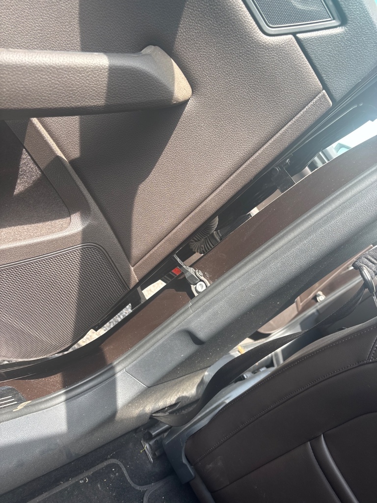 [EPE-112442] Bisagra trasera izquierda para Skoda Superb 2.0 TDI 2016