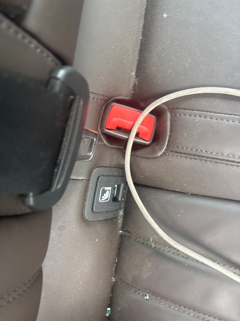 [EPE-112449] Cinturón de seguridad trasero Stalk Fila Central RH para Skoda Superb 2.0 TDI 2016