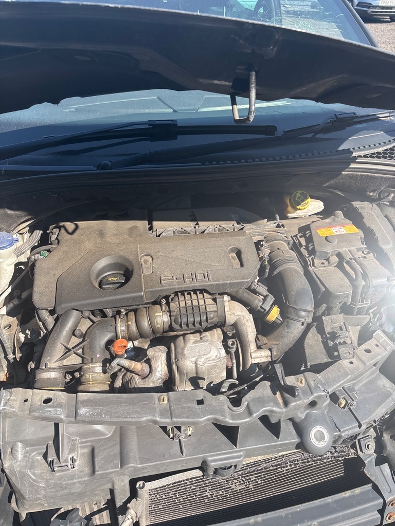 [EPE-112811] Tapa de balancines Citroen DS3 1.6 HDi 92CV 9HP DV6DTED 2013