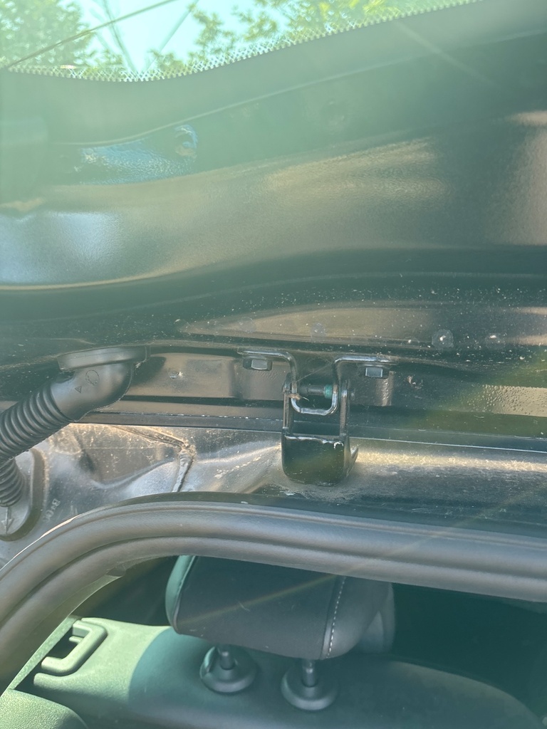 [EPE-112868] Bisagra portón trasero izquierda Citroen DS3 2013 KTV/KWF