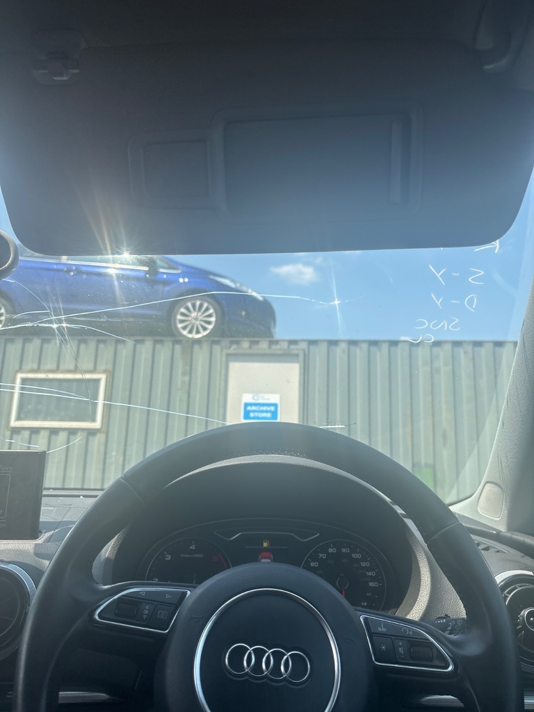 [EPE-113123] Parasol derecho Audi A3 2.0 TDI 2013
