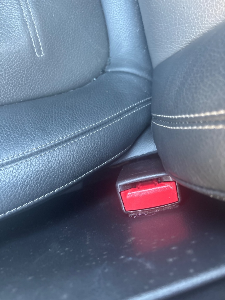 [EPE-113245] Interruptor de cinturón seguridad delantero derecho Mercedes CLA 1.3 CLA 2019