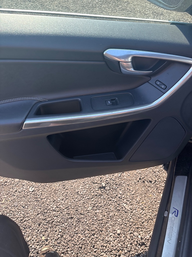 [EPE-113424] Altavoz de puerta delantero izquierdo para Volvo XC60 2014