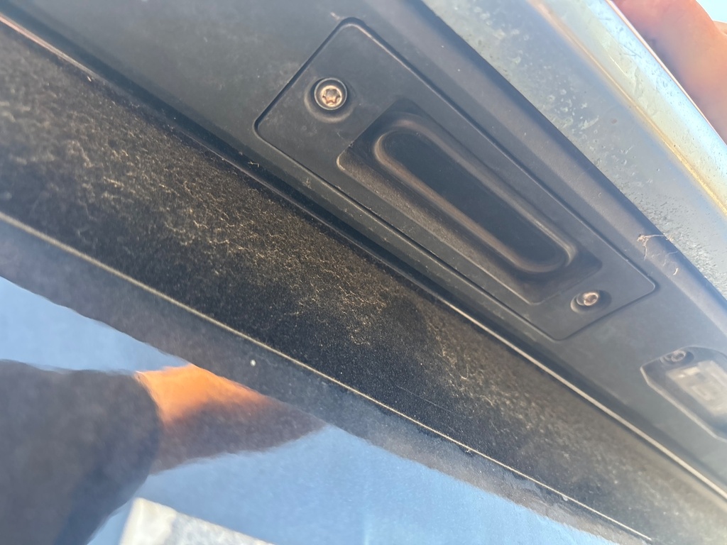 [EPE-113394] Tirador de apertura del portón trasero Volvo XC60 2014