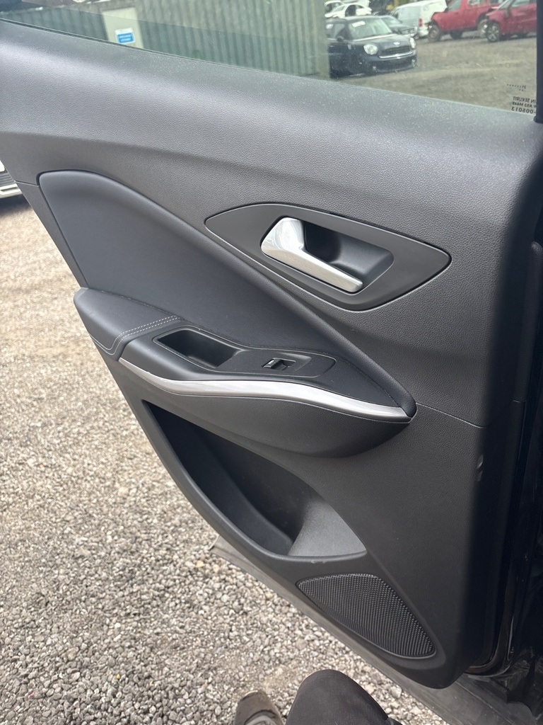 [EPE-113658] Interruptor elevalunas eléctrico trasero izquierdo Opel Grandland X 2019